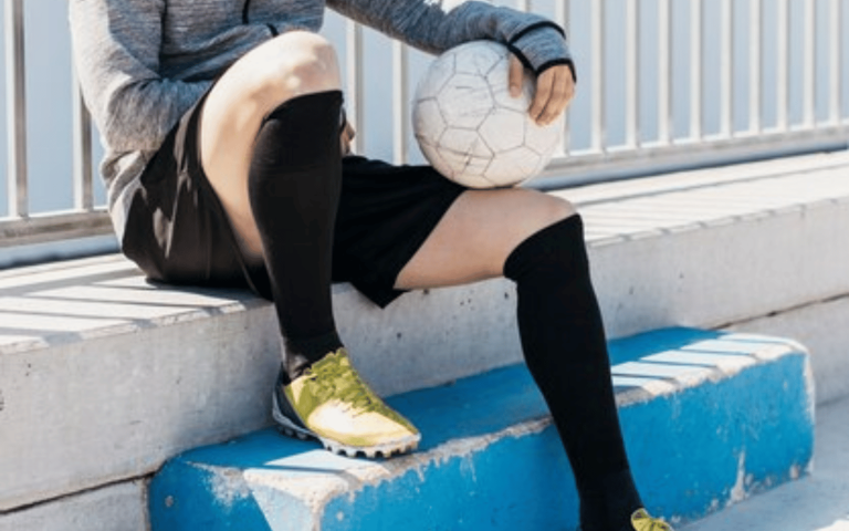Knee Socks for Men – Ultimate Practicality in 2024 Guide